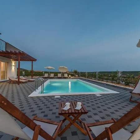 Villa In Croatia Near The Adriatic Coast